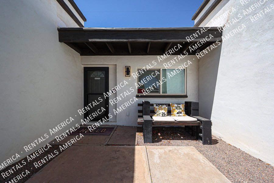 Limited-Time Offer: Receive your last month's rent free! property image