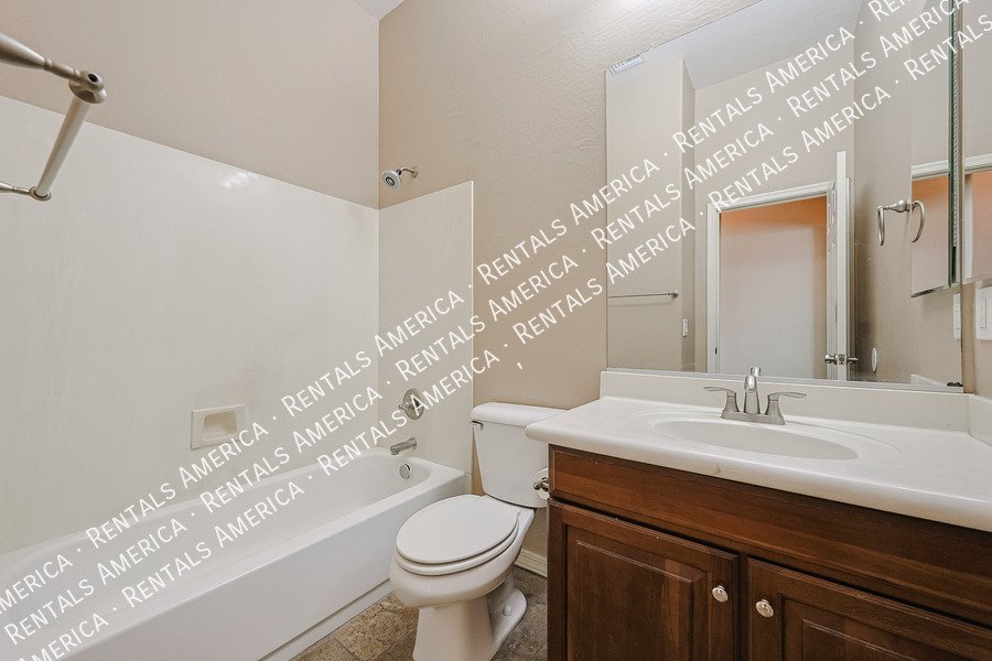14712 W Edgemont Ave property image
