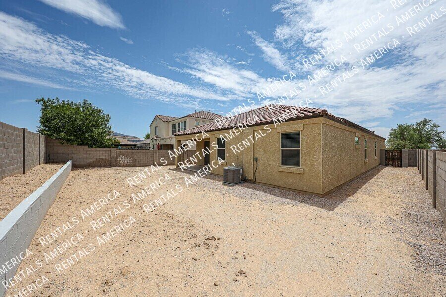 Spacious 4-Bedroom Home with Two Primary Suites in Tartesso! property image