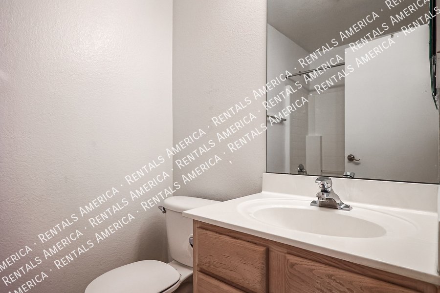 7471 W Lone Cactus Dr property image