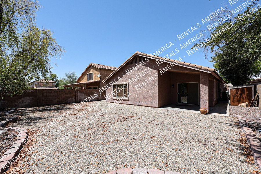 7471 W Lone Cactus Dr property image