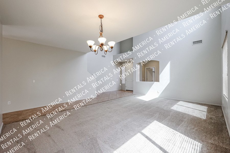 Beautiful 5 bedroom home property image