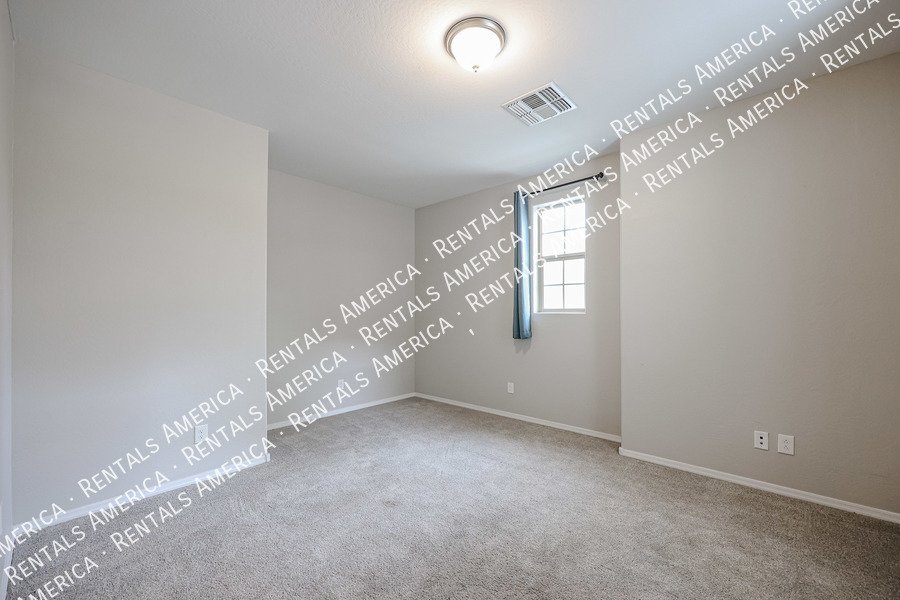 3-bedroom in Lakes at Annecy property image