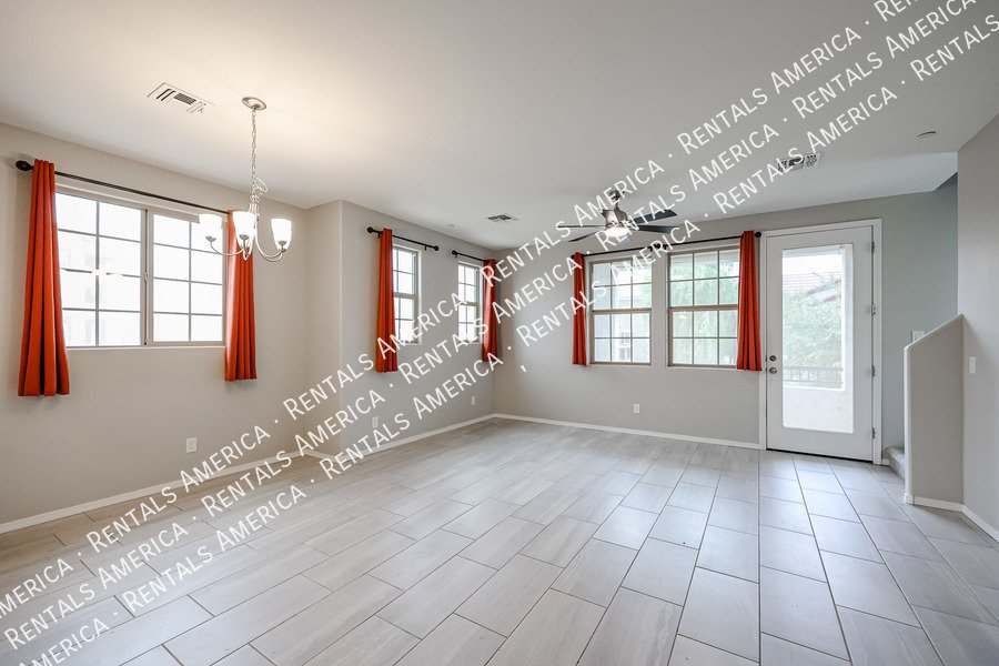 3-bedroom in Lakes at Annecy property image
