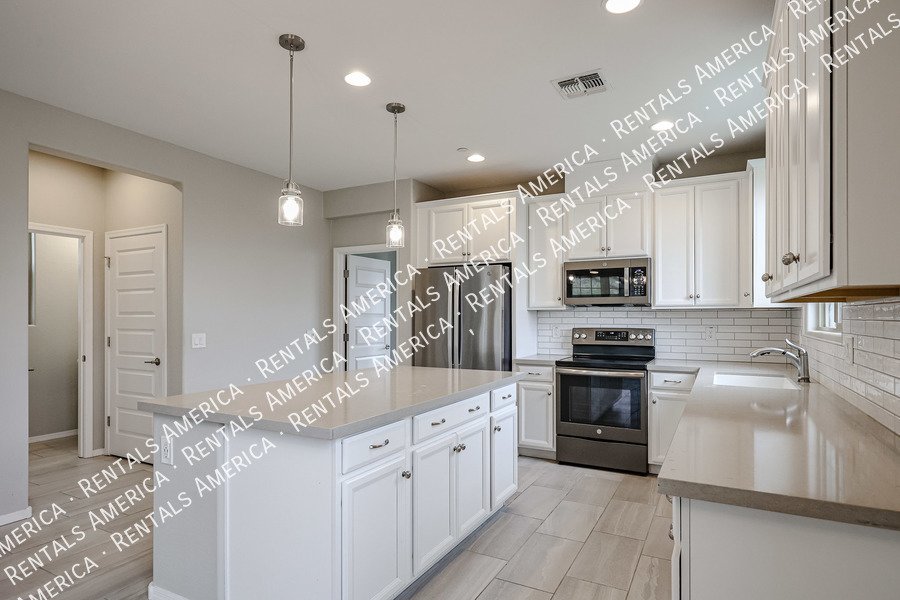 3-bedroom in Lakes at Annecy property image
