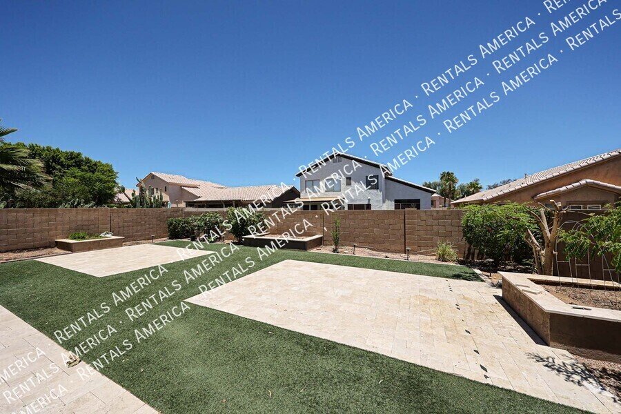 Move in ready 4 bedroom/3 bathroom! property image