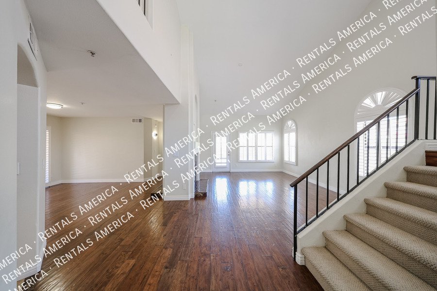 MOVE IN SPECIAL OF 2 WEEKS FREE RENT property image
