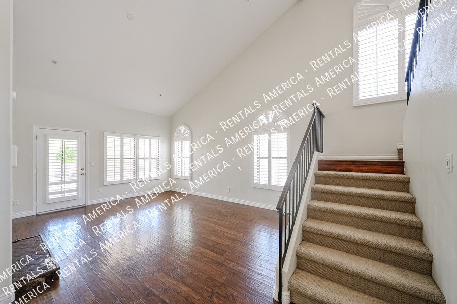 MOVE IN SPECIAL OF 2 WEEKS FREE RENT property image