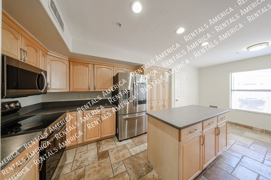 MOVE IN SPECIAL OF 2 WEEKS FREE RENT property image