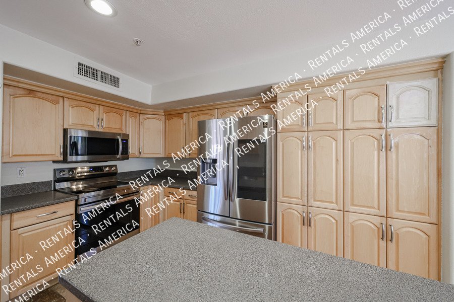 MOVE IN SPECIAL OF 2 WEEKS FREE RENT property image