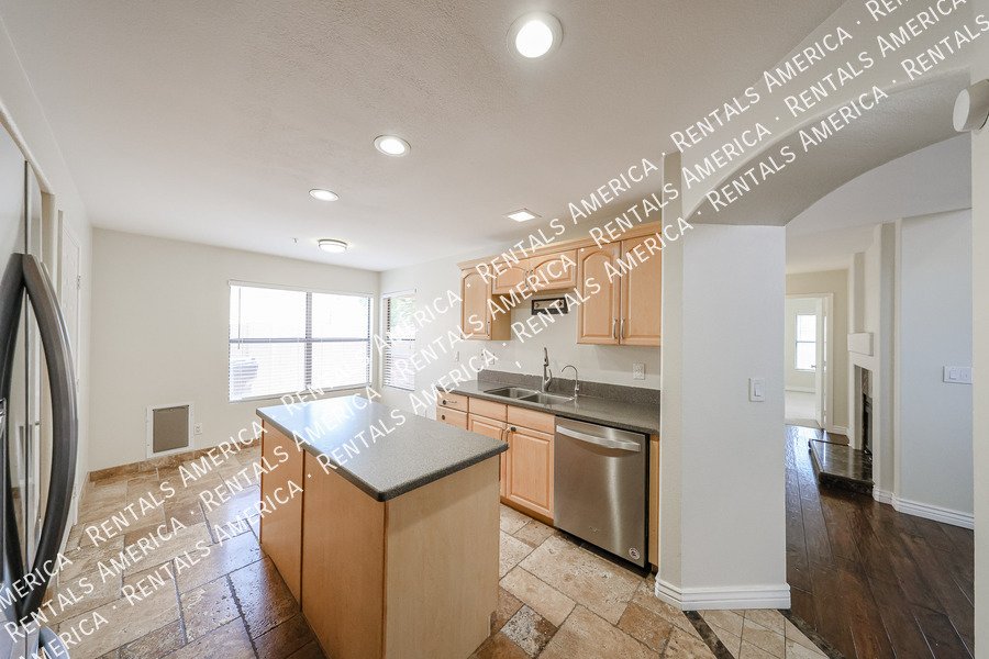 MOVE IN SPECIAL OF 2 WEEKS FREE RENT property image