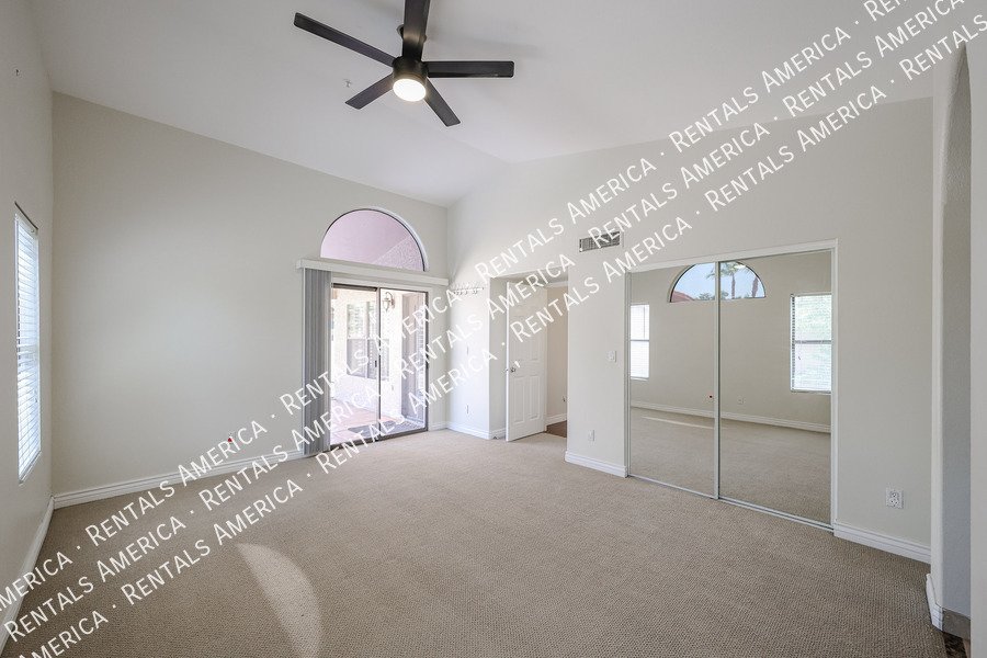 MOVE IN SPECIAL OF 2 WEEKS FREE RENT property image