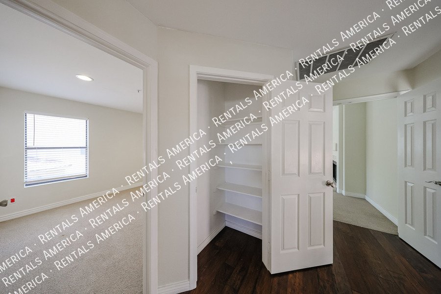 MOVE IN SPECIAL OF 2 WEEKS FREE RENT property image