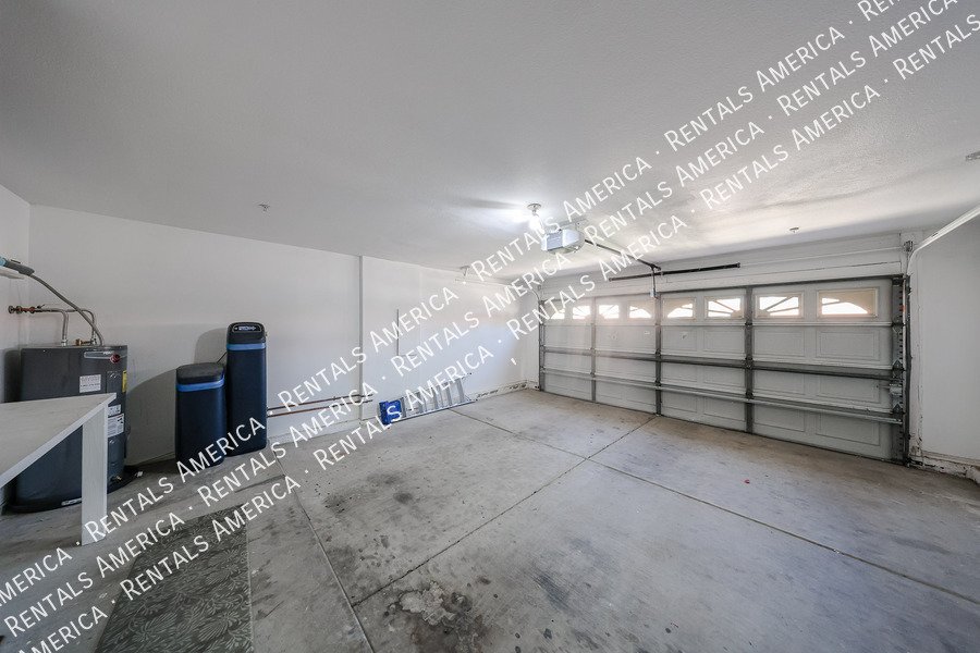 MOVE IN SPECIAL OF 2 WEEKS FREE RENT property image