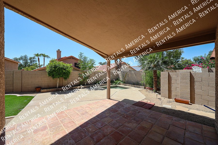 MOVE IN SPECIAL OF 2 WEEKS FREE RENT property image