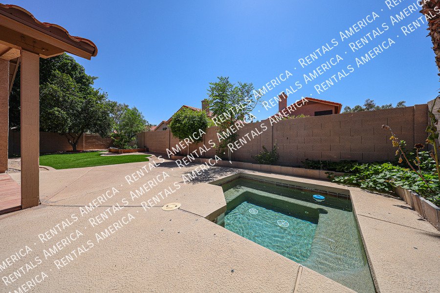 MOVE IN SPECIAL OF 2 WEEKS FREE RENT property image