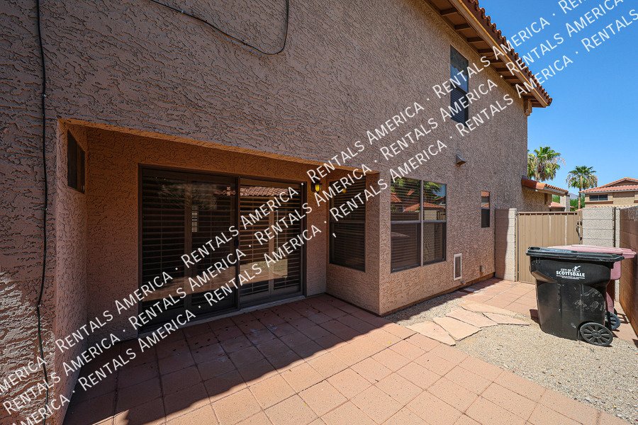 MOVE IN SPECIAL OF 2 WEEKS FREE RENT property image