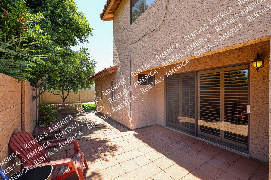 MOVE IN SPECIAL OF 2 WEEKS FREE RENT property image