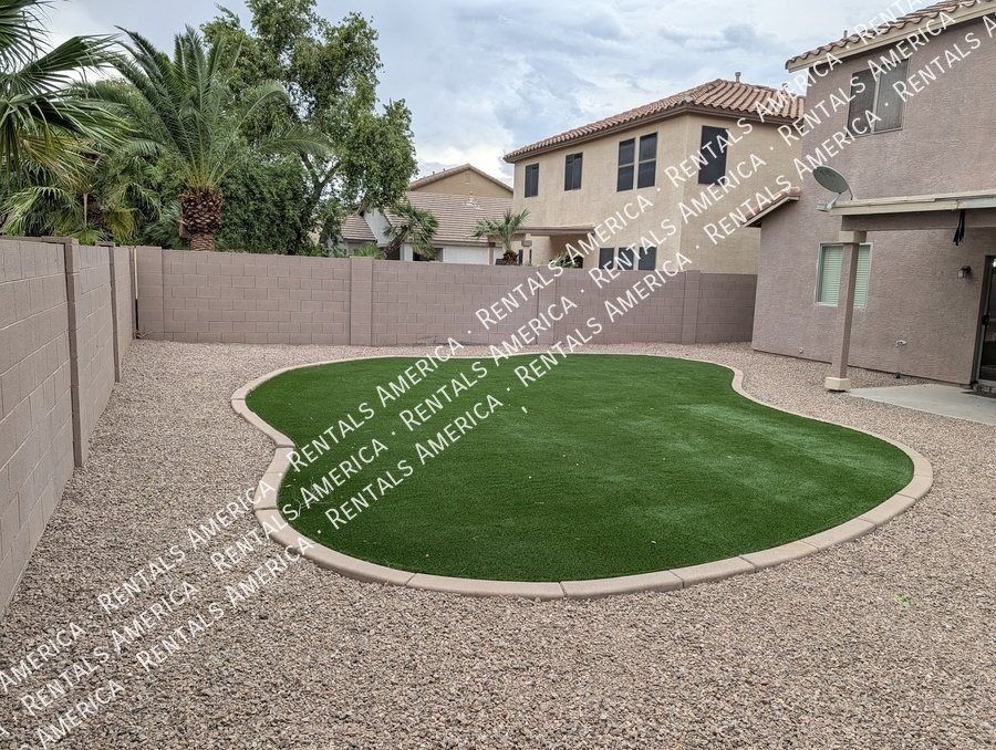 4 bedroom 2.5 bath home in Gilbert property image
