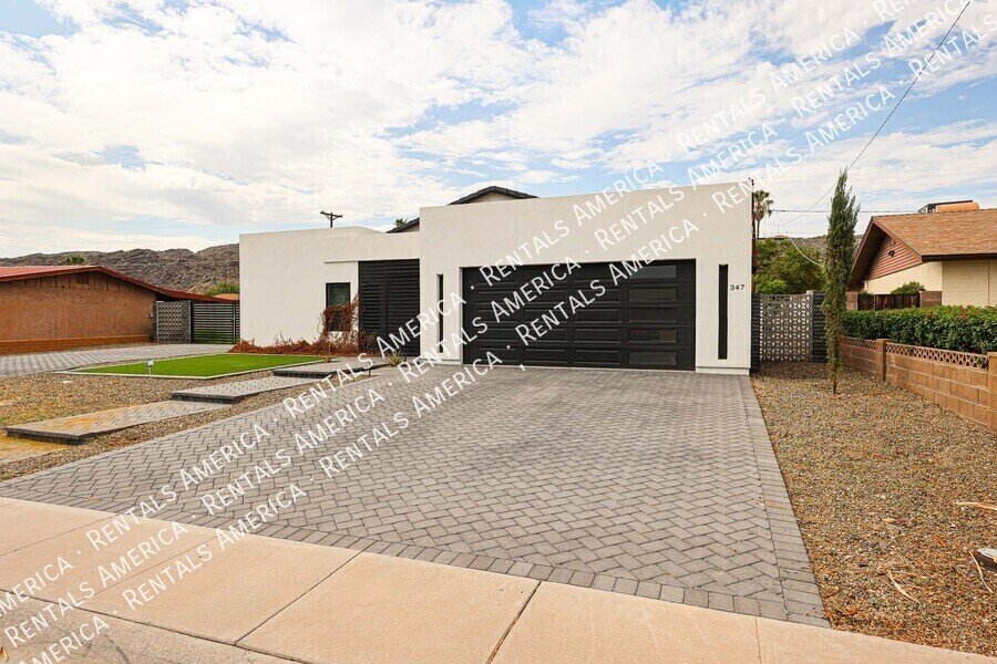 Spacious modern 4-bed, 2-bath home with designer finishes property image