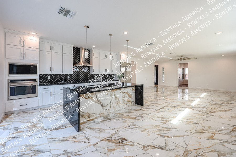 Spacious modern 4-bed, 2-bath home with designer finishes property image