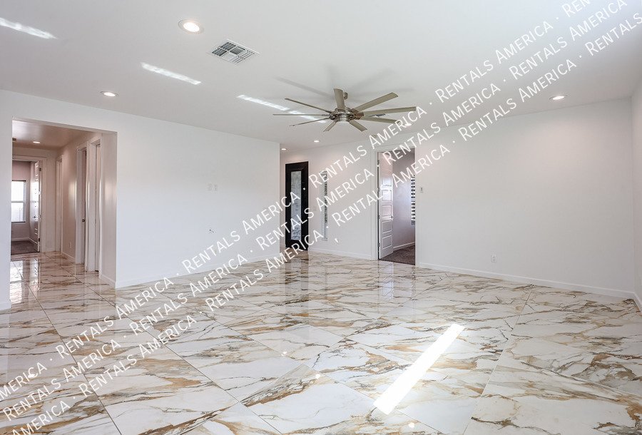 Spacious modern 4-bed, 2-bath home with designer finishes property image