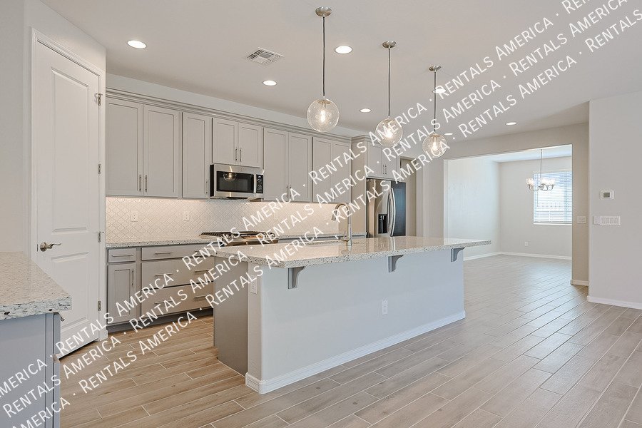 Charming 4-Bedroom, 3-Bath Home in a Desirable Neighborhood property image