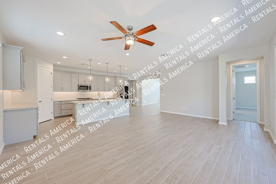 Charming 4-Bedroom, 3-Bath Home in a Desirable Neighborhood property image