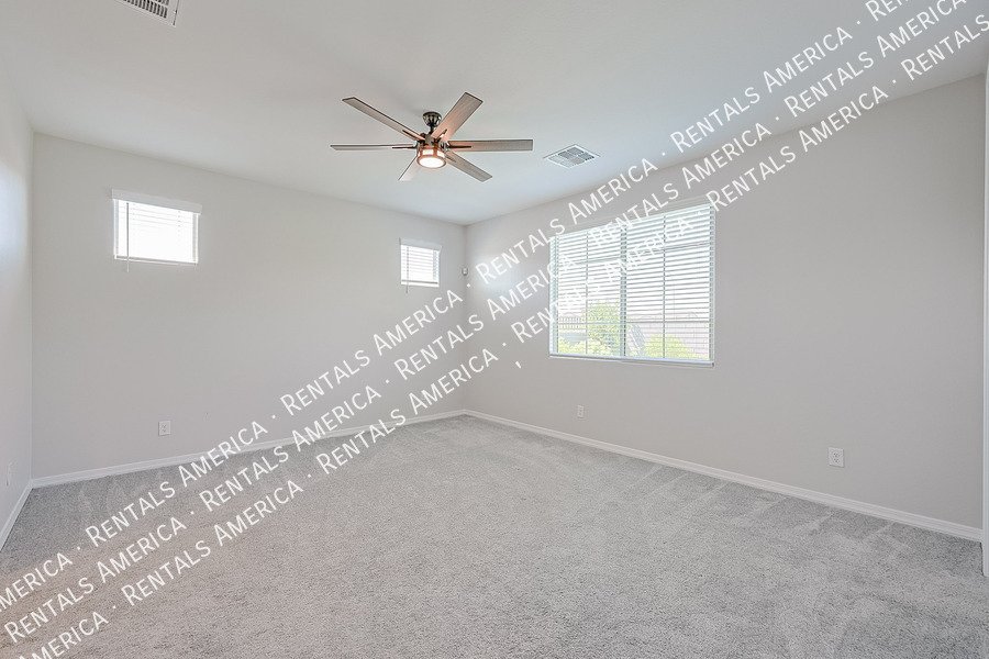 Charming 4-Bedroom, 3-Bath Home in a Desirable Neighborhood property image