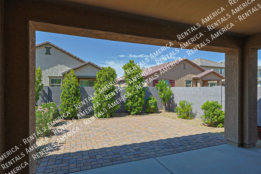 Charming 4-Bedroom, 3-Bath Home in a Desirable Neighborhood property image