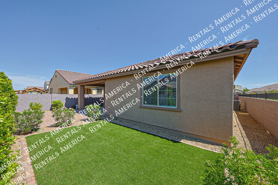 Charming 4-Bedroom, 3-Bath Home in a Desirable Neighborhood property image
