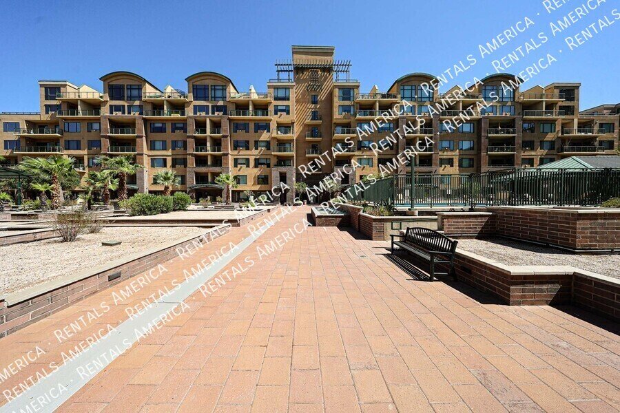 Downtown Phoenix 3rd Floor 1 Bed 1 Bath Condo property image
