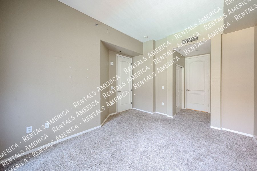 Downtown Phoenix 3rd Floor 1 Bed 1 Bath Condo property image