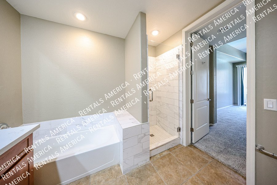 Downtown Phoenix 3rd Floor 1 Bed 1 Bath Condo property image