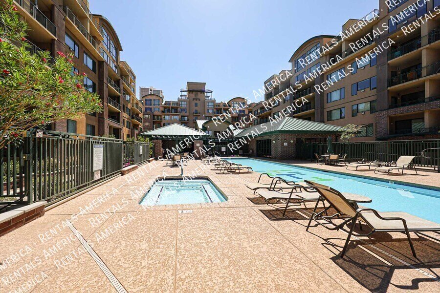 Downtown Phoenix 3rd Floor 1 Bed 1 Bath Condo property image