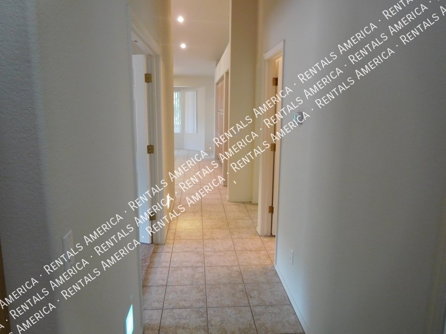 Beautiful Home on a Large Lot in a Highly Desirable Glendale Location! property image