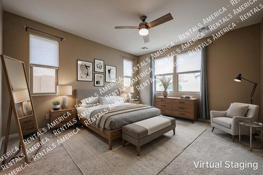 3 bed 2 bath Beauty with EV Charging Available! property image