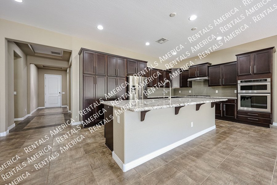 GREAT 4 BR, 3 FULL BA IN MARBELLA VINEYARDS property image