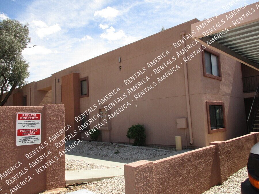 1 bedroom with washer and dryer! property image