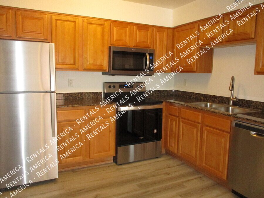 1 bedroom with washer and dryer! property image
