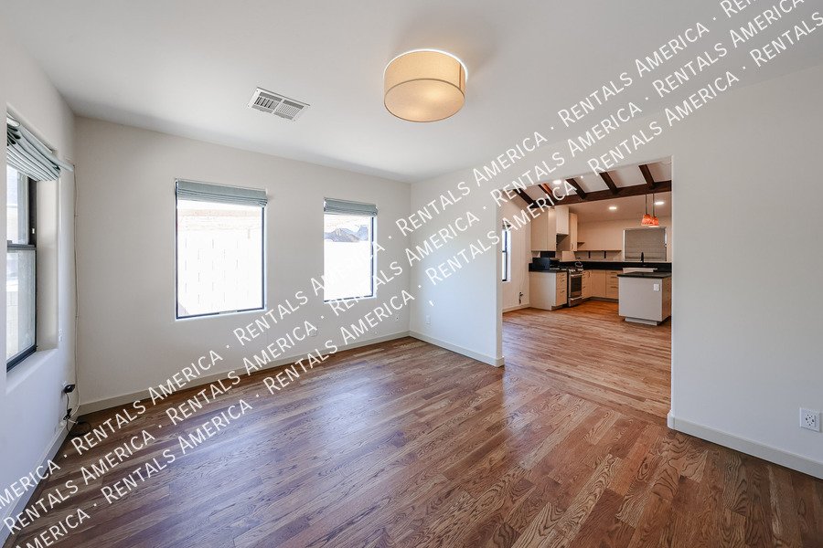 Historic Phoenix Bungalow | Fully Remodeled | No HOA | RV Gate property image