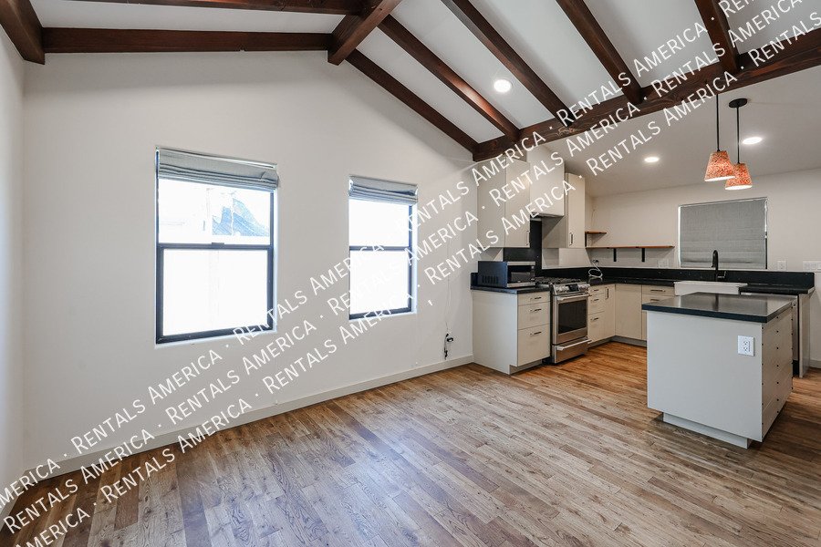 Historic Phoenix Bungalow | Fully Remodeled | No HOA | RV Gate property image
