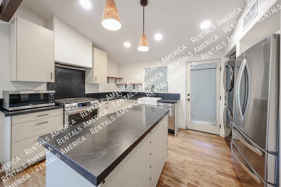 Historic Phoenix Bungalow | Fully Remodeled | No HOA | RV Gate property image