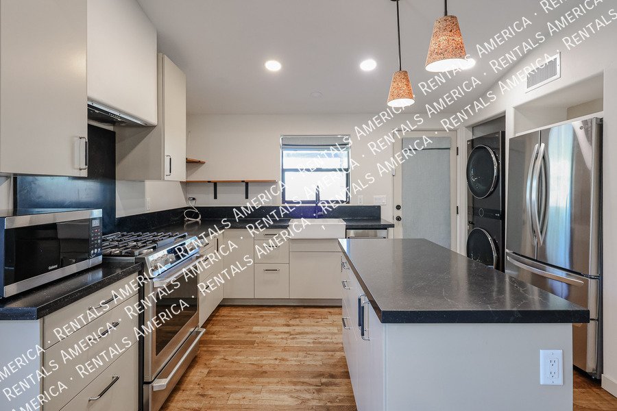 Historic Phoenix Bungalow | Fully Remodeled | No HOA | RV Gate property image