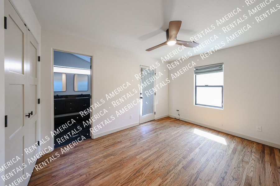 Historic Phoenix Bungalow | Fully Remodeled | No HOA | RV Gate property image
