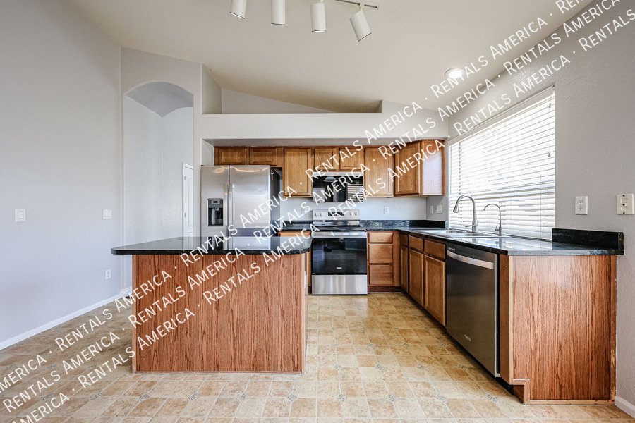 For Rent: Single Level, 3 Bedroom Home in Circle Cross Ranch, San Tan property image