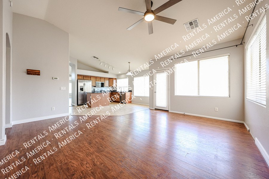 For Rent: Single Level, 3 Bedroom Home in Circle Cross Ranch, San Tan property image