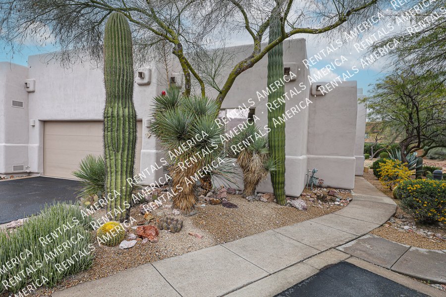 Available Now 2 Bed Plus Den 2 Bath Condo property image