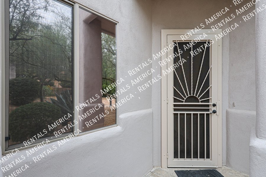 Available Now 2 Bed Plus Den 2 Bath Condo property image
