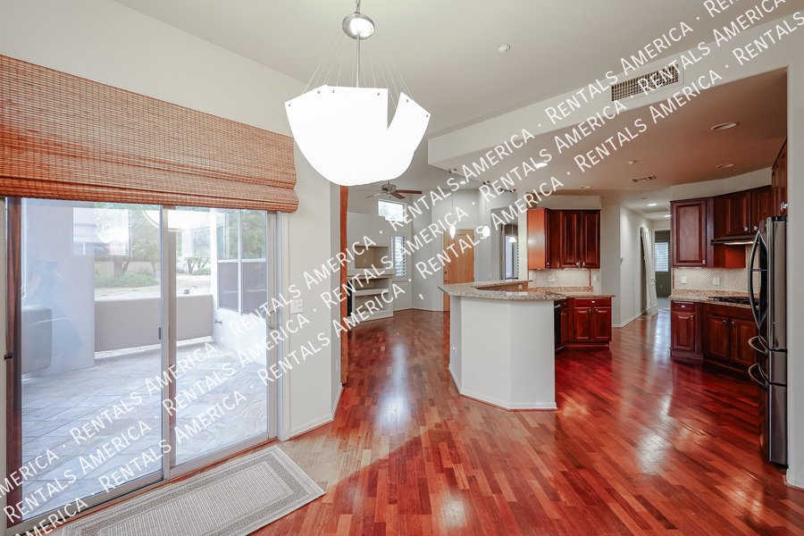 Available Now 2 Bed Plus Den 2 Bath Condo property image